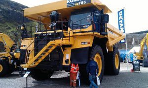 Komatsu-dumper